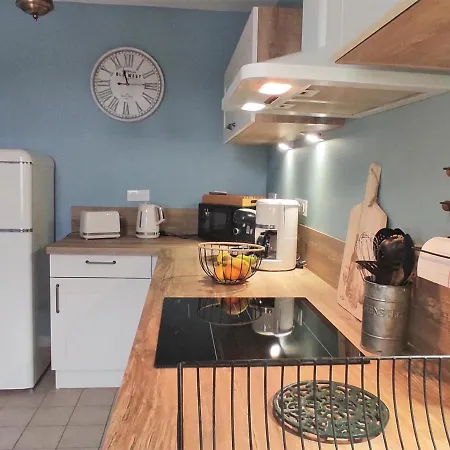 Charmante Maison En Pierre Avec Jardin Pres De Pierrefonds, Equipee Et Accueillante Pour Animaux. - Fr-1-526-38 Holiday home Cuise-la-Motte