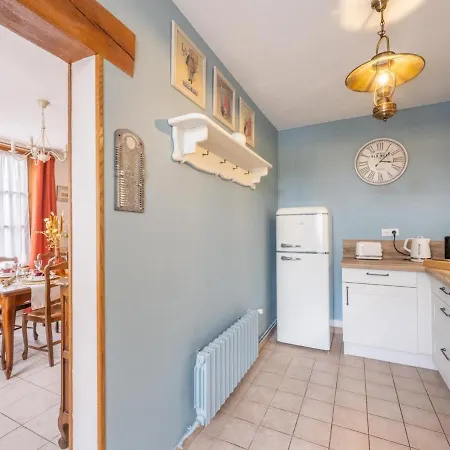 Charmante Maison En Pierre Avec Jardin Pres De Pierrefonds, Equipee Et Accueillante Pour Animaux. - Fr-1-526-38 Holiday home *